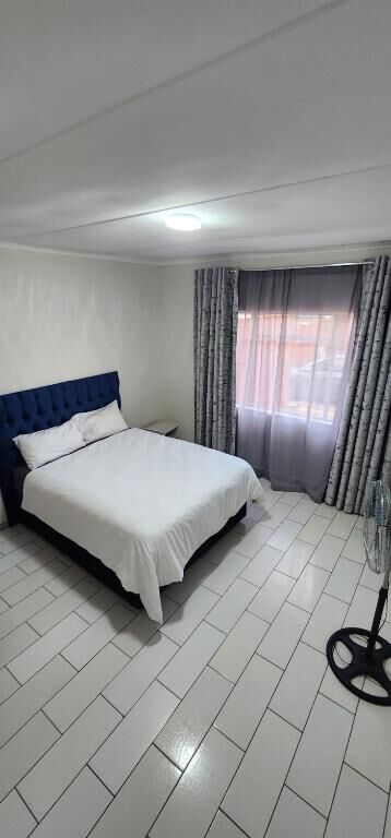 Room interior at Casa Línda Guest House, photo 2